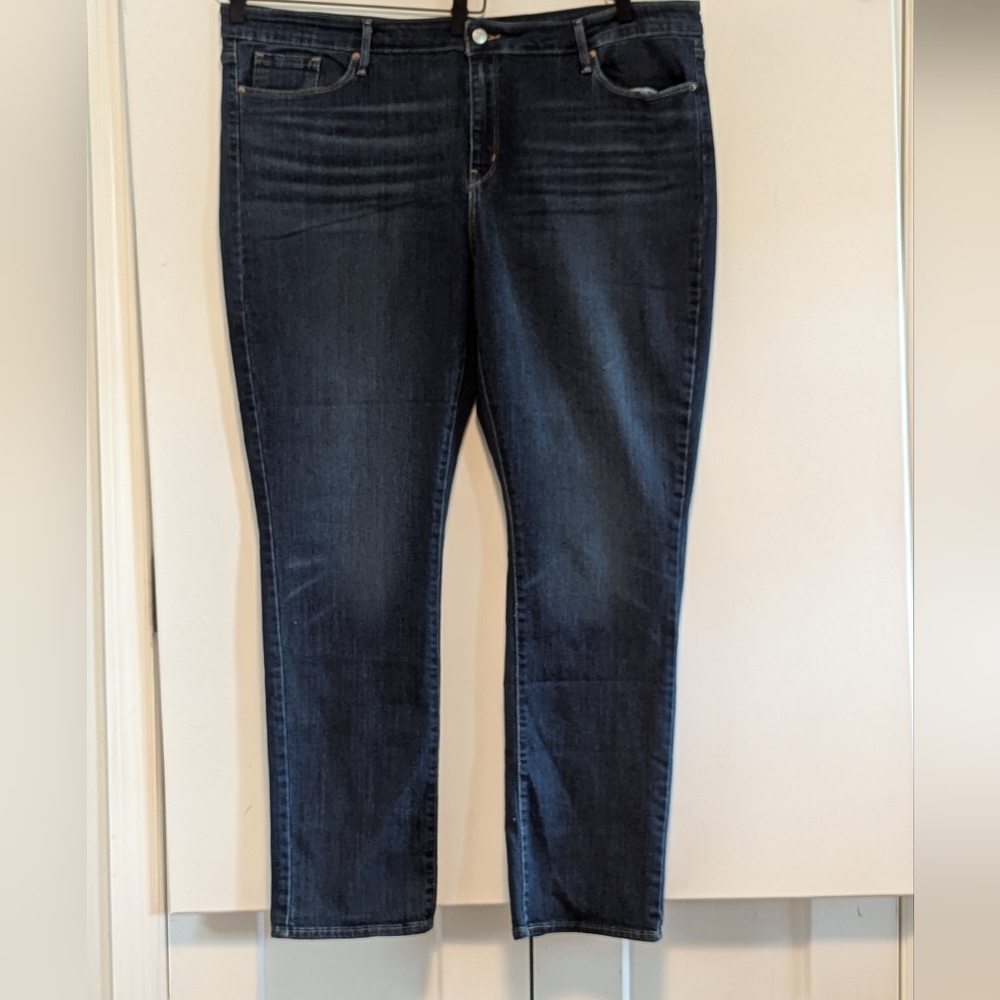 Signature by Levi Strauss Deep Indigo Mid-rise Straight Leg Jeans Sz 24W TALL